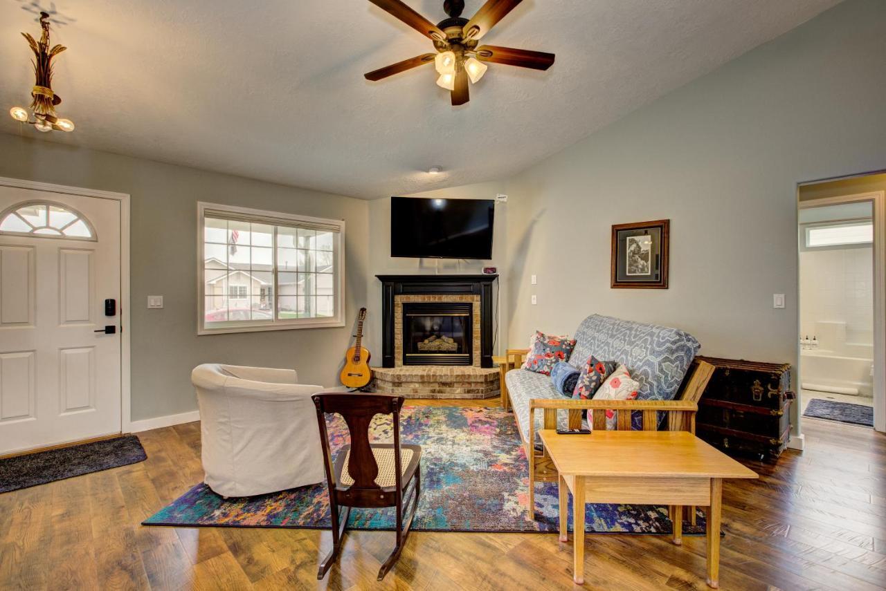 Hello Dolly! 3 Beds, 2 Bath, 2 Tv'S, Fireplace, Quiet Neighborhood In Star, Id Minutes From Walking Trails And River Views Eagle Bagian luar foto