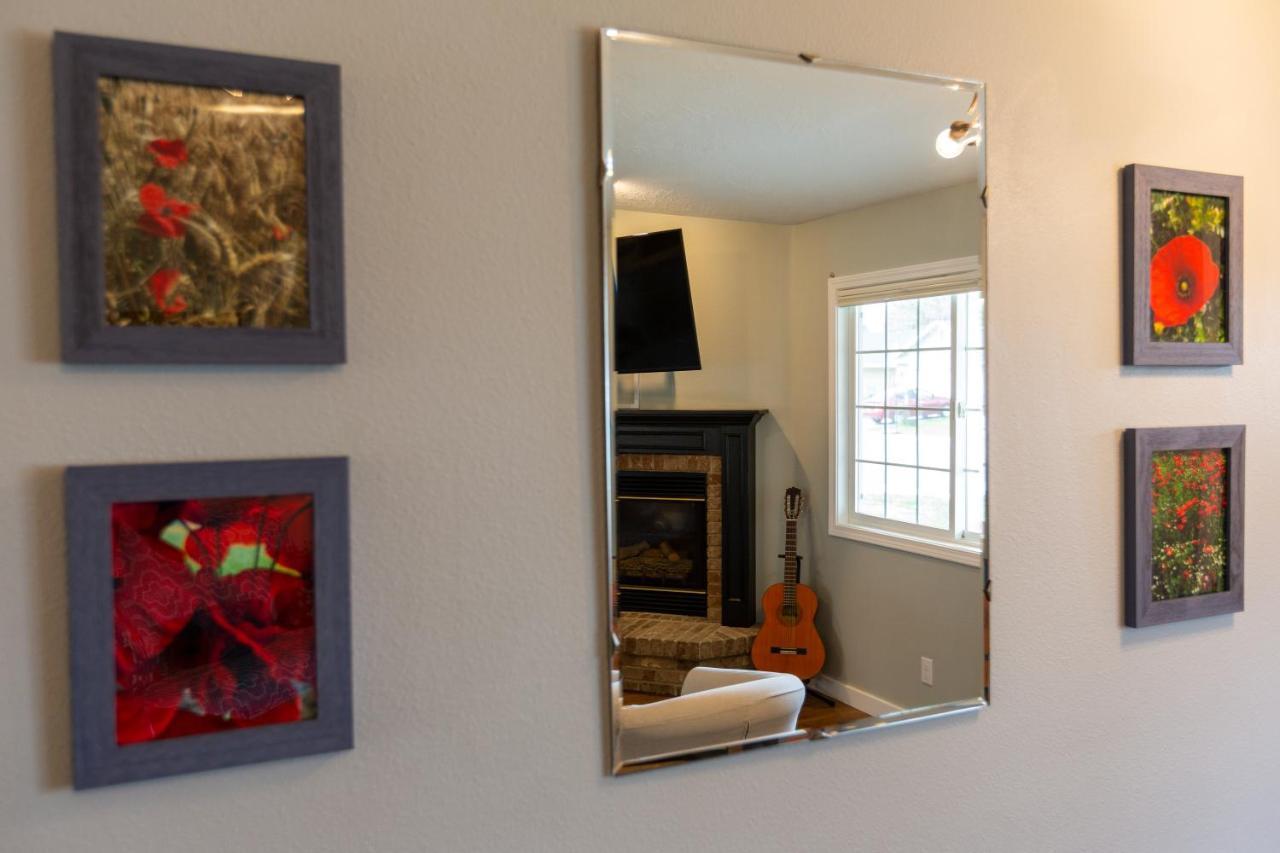 Hello Dolly! 3 Beds, 2 Bath, 2 Tv'S, Fireplace, Quiet Neighborhood In Star, Id Minutes From Walking Trails And River Views Eagle Bagian luar foto